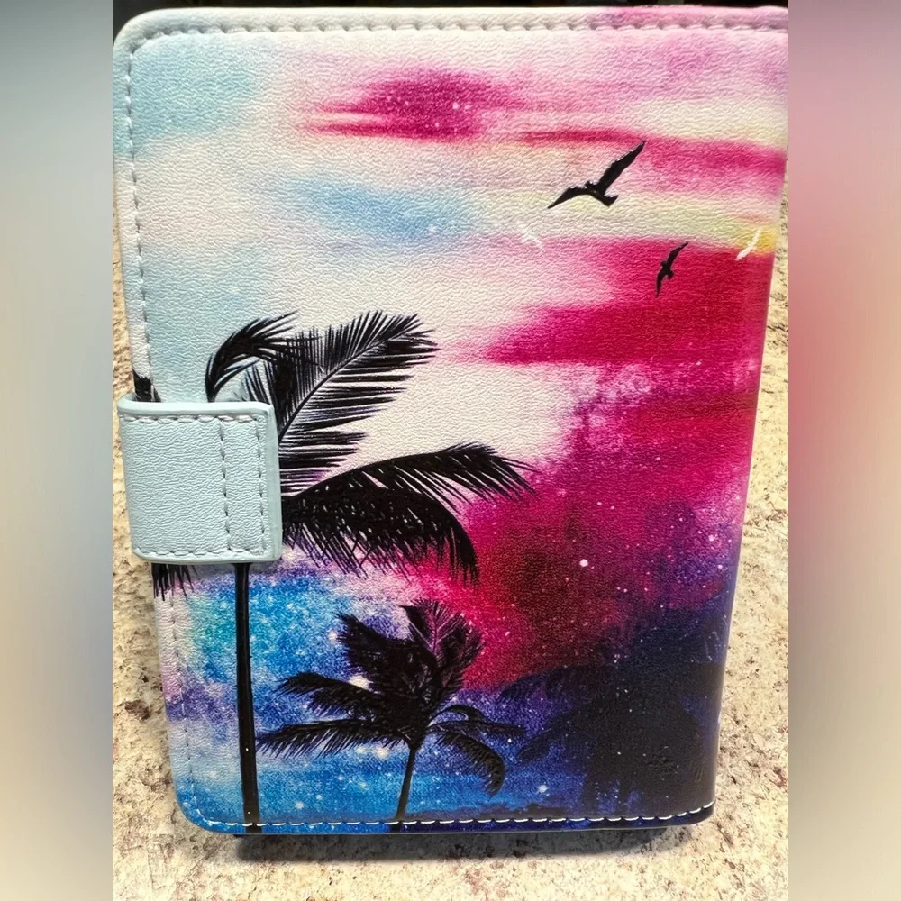 Brand New - ZOPPEN Palms Passport Holder